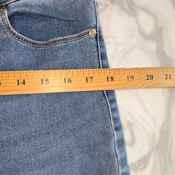 Bandolino Amy Blue Jeans Women's Size 12 - Picture 9 of 9